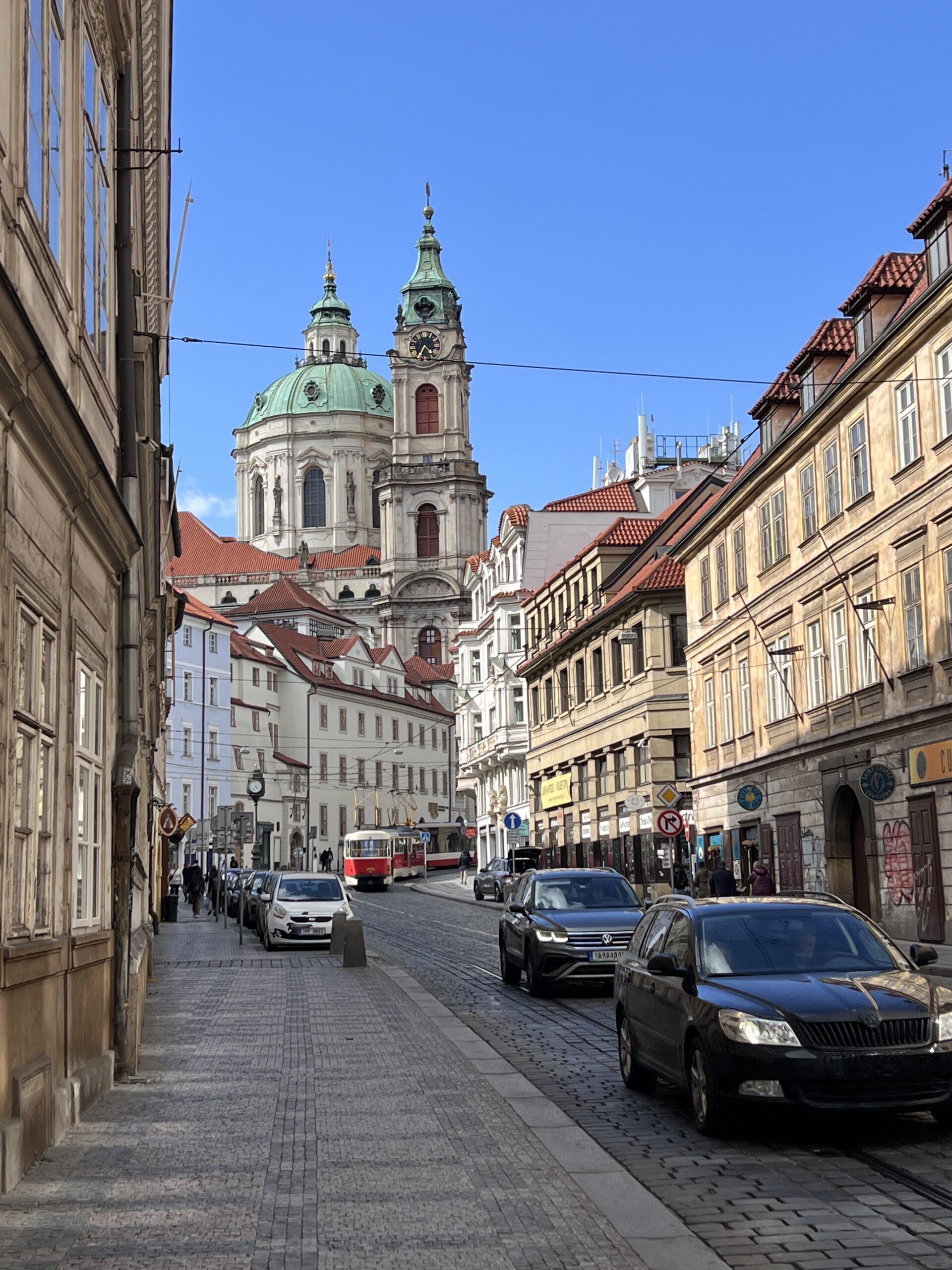 Stadtmitte, typische Straße