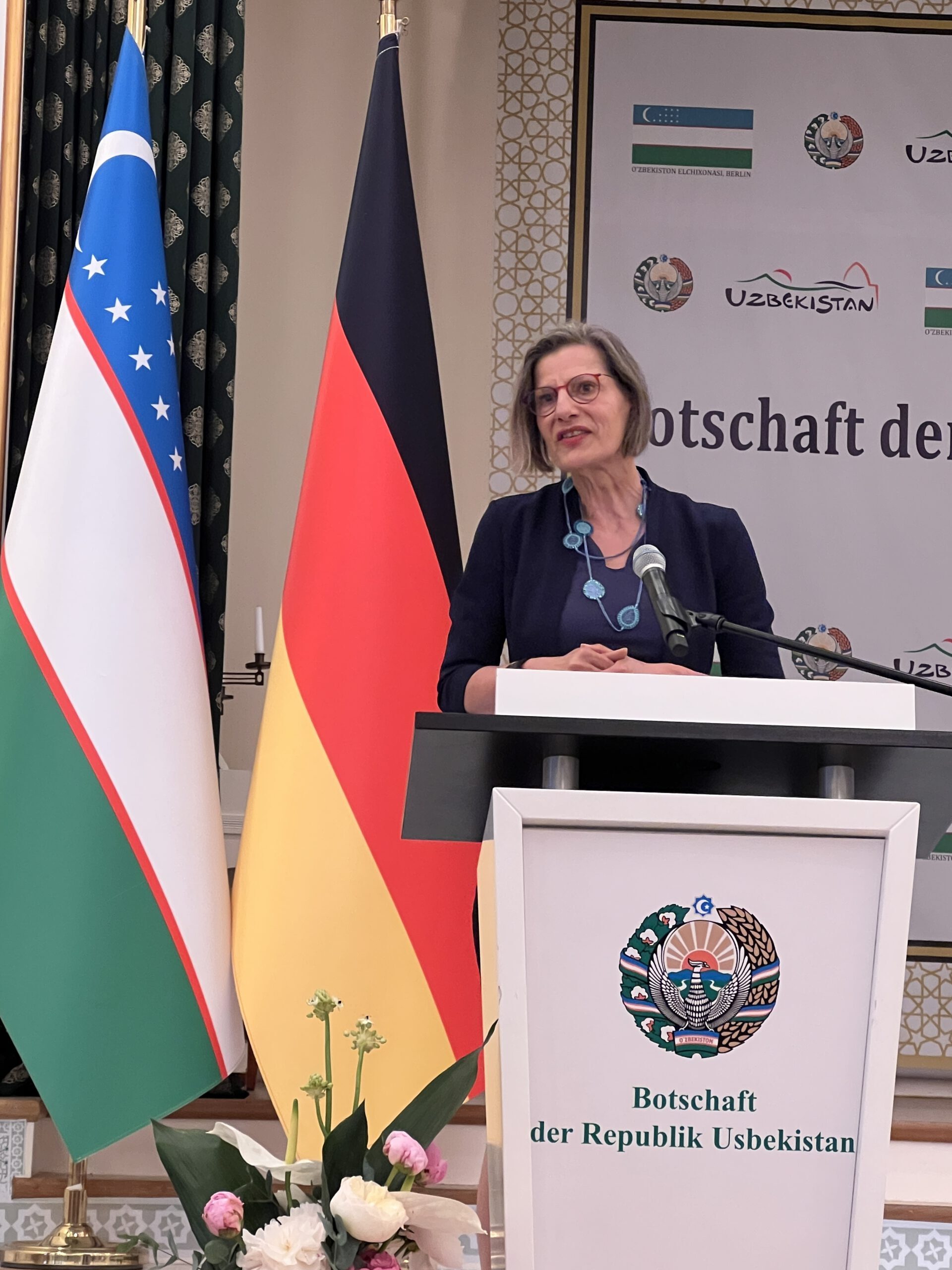 Die Leiterin des Senior Expert Service